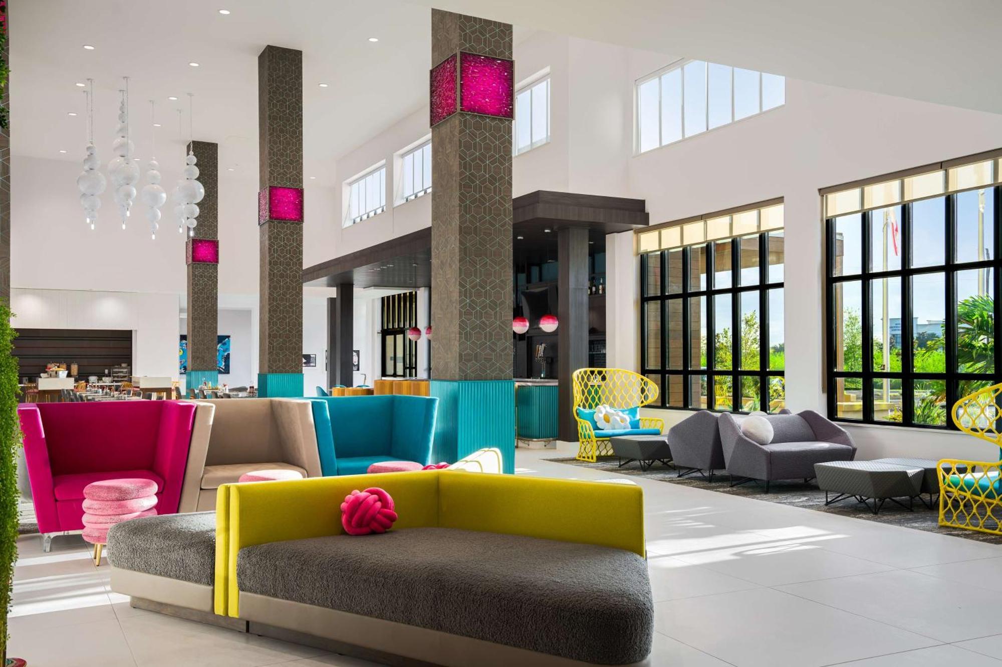 Hilton Garden Inn Orlando I-4 Millenia Blvd Mall Екстериор снимка